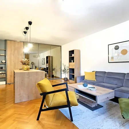 Downtown Nest Apartment Belgrade