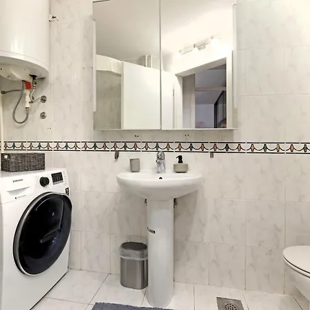 Downtown Nest Apartment