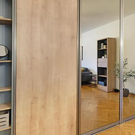 Downtown Nest